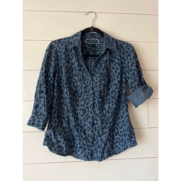 Karen Scott 3/4 sleeve button up animal print denim top XS - Picture 4 of 8